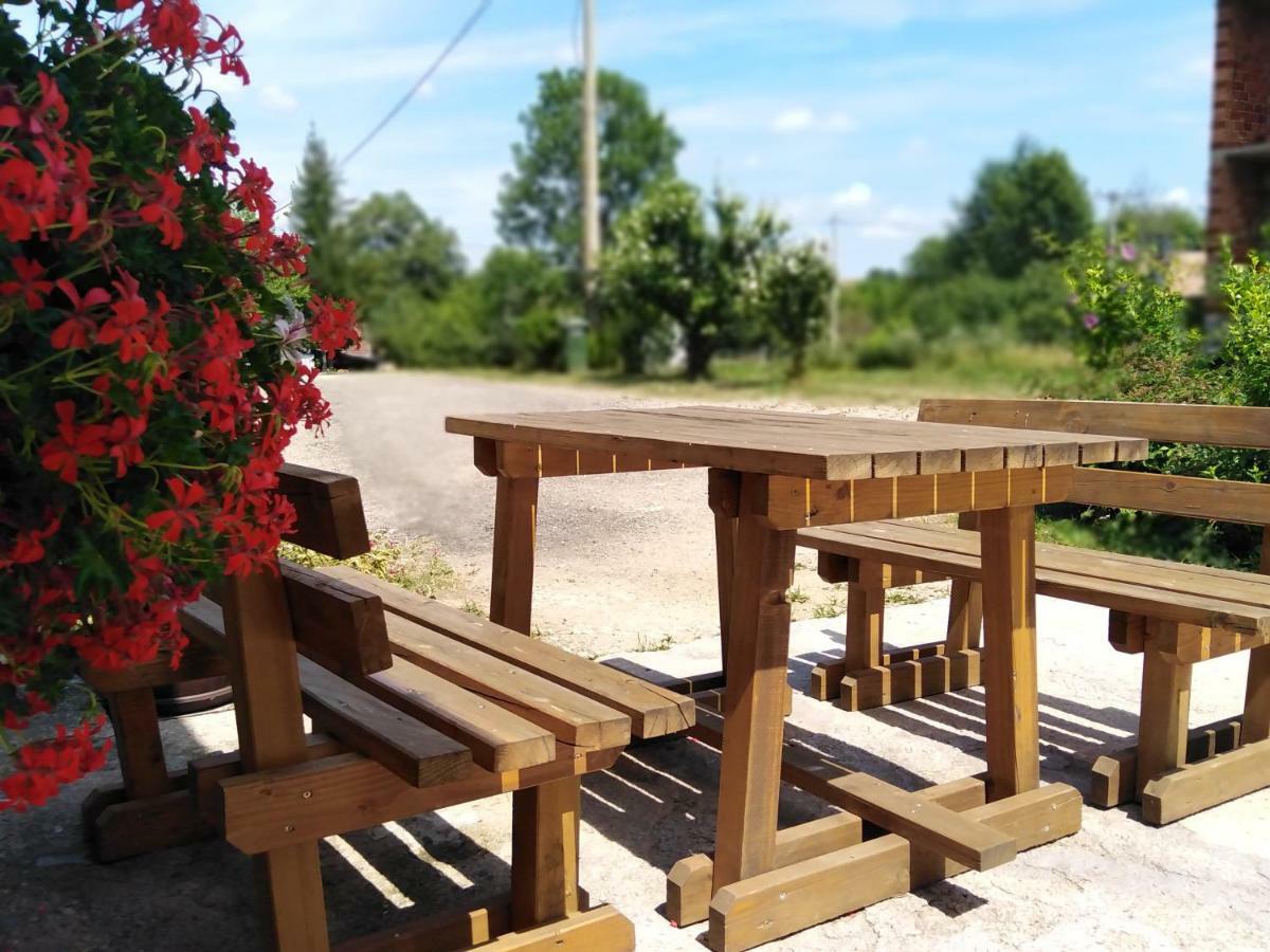 Guest House First Stop Rakovica Buitenkant foto